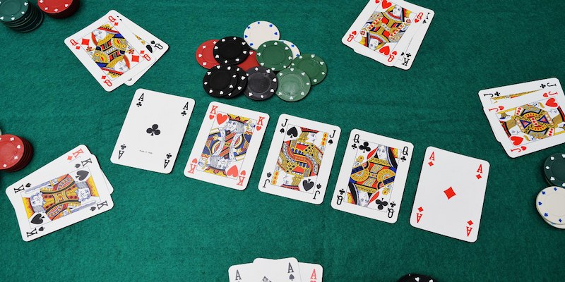 Các vòng cược của một ván game bài Poker Ok9